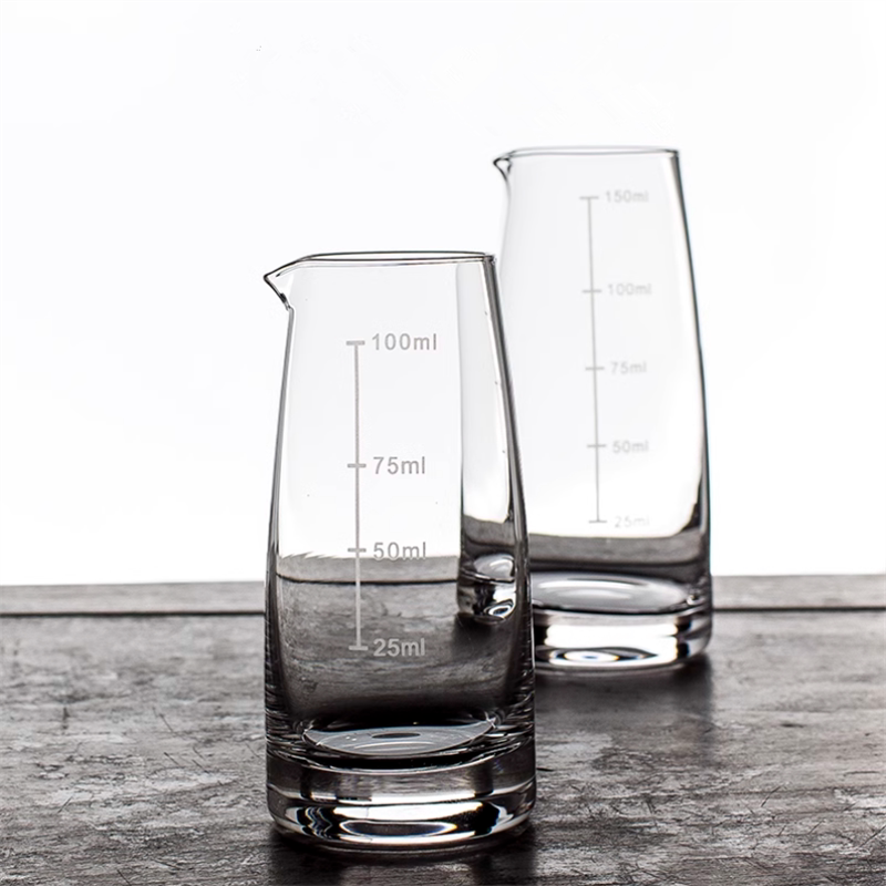 水晶玻璃带刻度白酒分酒器公杯图片