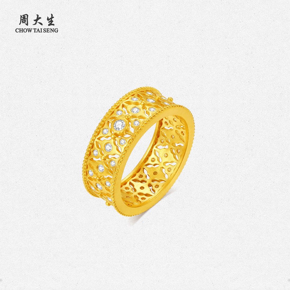 周大生黄金钻石戒指足金镶钻情侣戒臻贵礼物订婚婚庆三金【定制】