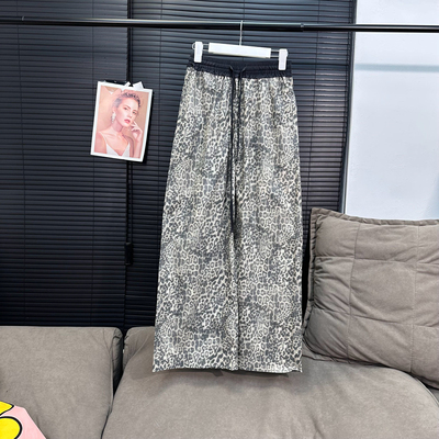 MX 进口60支100棉感休闲直筒豹纹裤夏天巨好看的薄裤子女