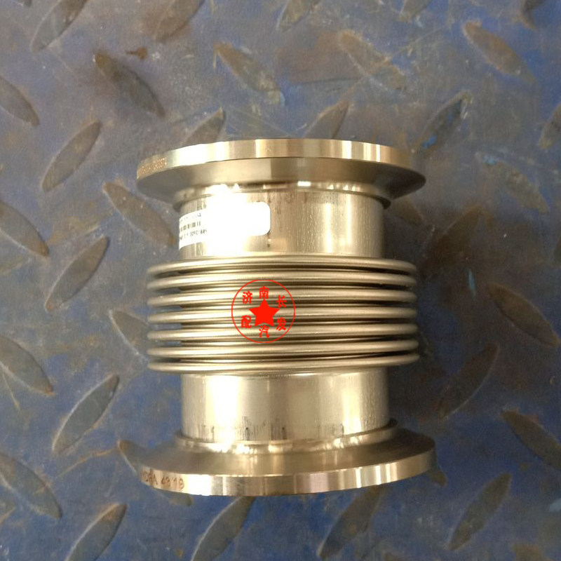 适配重汽豪沃TX汕德卡C7H202V08153-0004 EGR波纹管接EGR冷却器