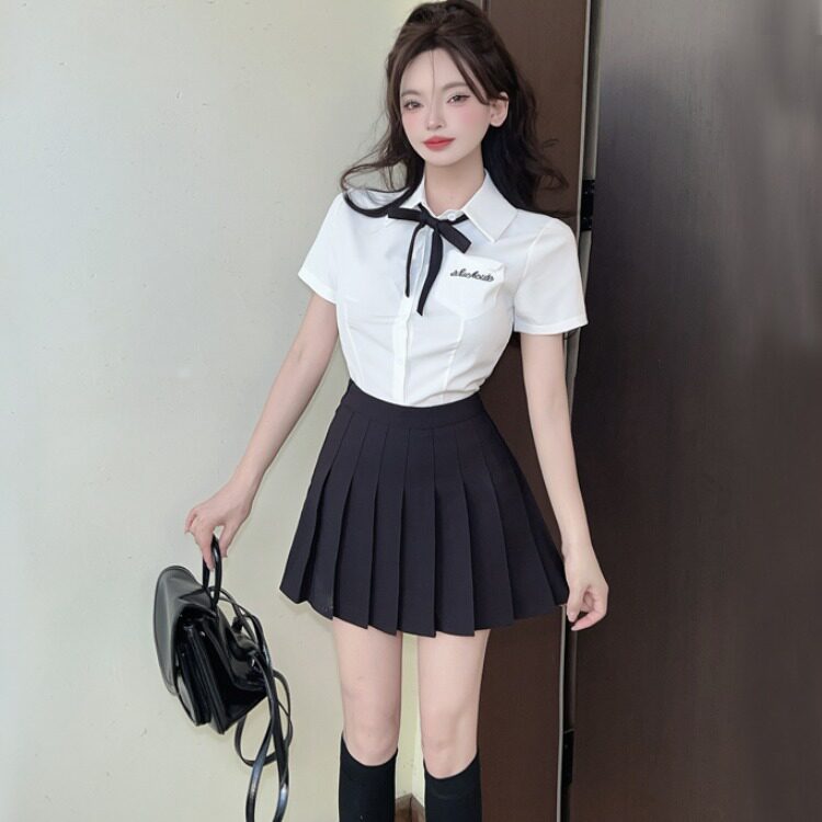 衬衫显瘦2025学院风jk套装