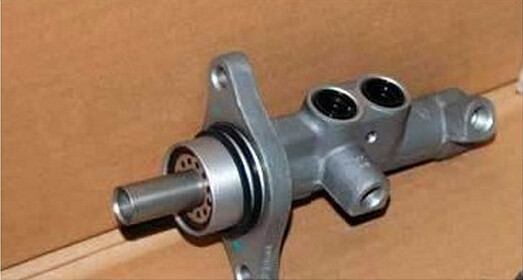 原装正品奇瑞A3刹车总泵制动总泵|ruв категории автомобиль/товаров/аксессуары/переоснащение, автозапчасти, тормозной системы, вакуумный усилитель - от Buy2taobao.com для оказания профессиональной услуги покупки агента Taobao