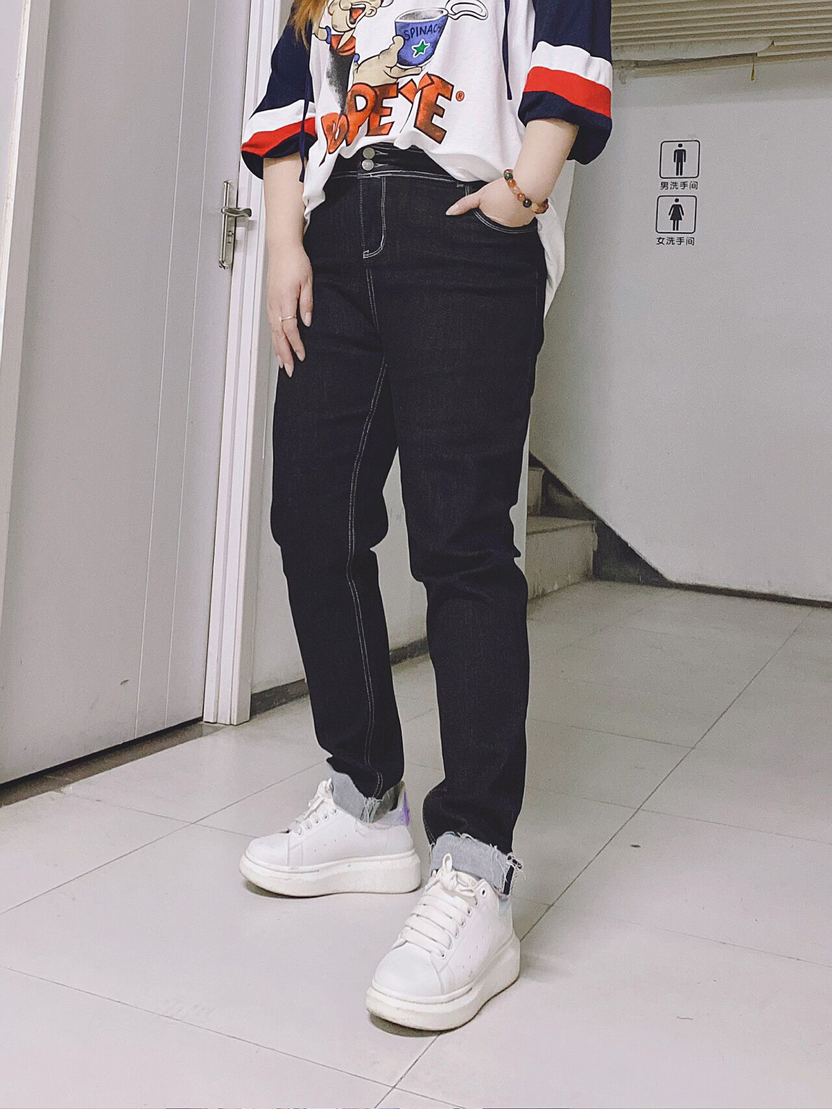 200斤秋冬保暖修身加绒牛仔裤卷边小脚裤显瘦hello胖妞特大码女装