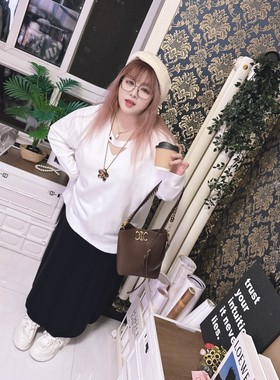 500斤设计感洋气简约毛衣时尚显瘦针织衫针织衫hello胖妞大码女装