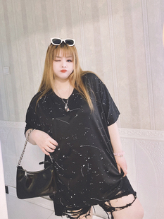 女装 T恤宽松显瘦hello胖妞特大码 胖妹妹 喷溅星空v领短袖 300斤时尚