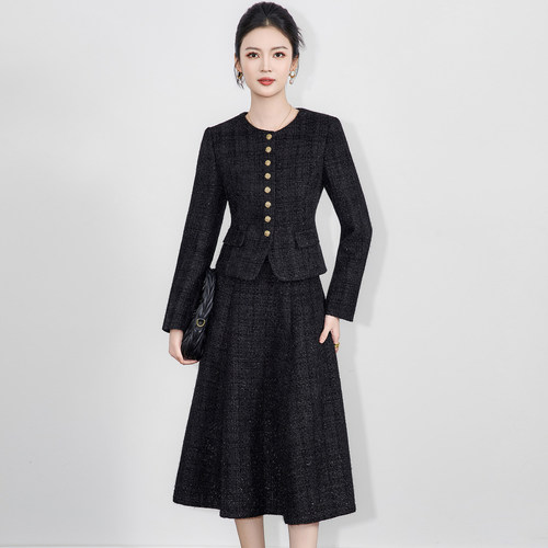 小香风粗花呢外套轻奢半裙两件套