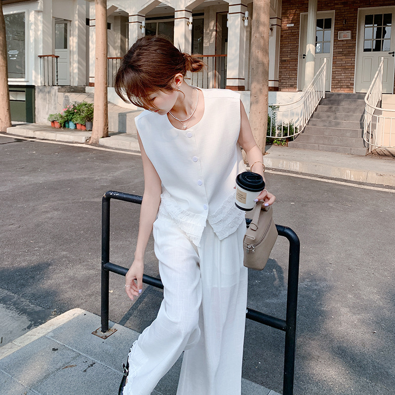 轻熟风韩系白色马甲套装女2025新款木耳边无袖背心阔腿裤两件套