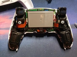 PS4/5游戏手柄专业维修漂移不充电不灵敏遥扞摇杆控制器更换维修
