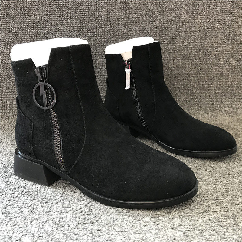 品牌正品kiss kitty撤柜处理短筒牛反绒粗跟侧拉链百搭韩版靴子女