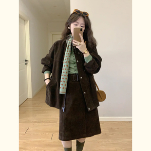 文艺复古巴恩风两件套女春秋季 又酷又飒减龄穿搭夹克半身裙一整套