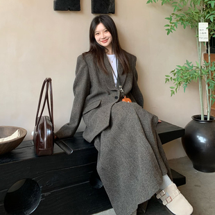小个子气质通勤套装 韩系高级感毛呢西装 外套半身裙两件套女秋冬季