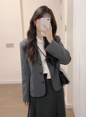 高级感短款西装外套灰色秋季新款宽松小个子西服上衣通勤气质显瘦