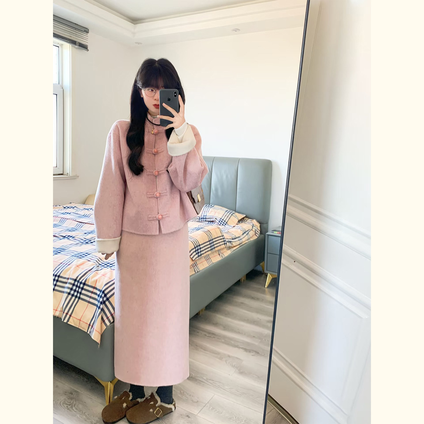 新中式国风粉色盘扣两件套女秋冬季高端精致减龄小个子气质套装,女装/女士精品,时尚套装,淘宝优惠券,粉丝福利购,淘宝优惠卷