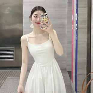 法式温柔风白色吊带连衣裙女夏季收腰显瘦小个子修身显瘦度假长裙