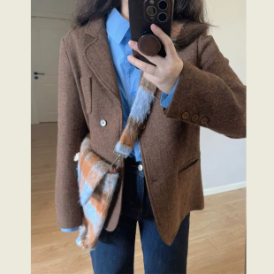 复古棕色短款毛呢西装外套女秋冬小个子收腰人字纹呢料西服上衣