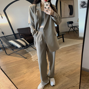 幂式休闲老爹小西装外套女春新款韩版宽松显瘦两件套西服套装