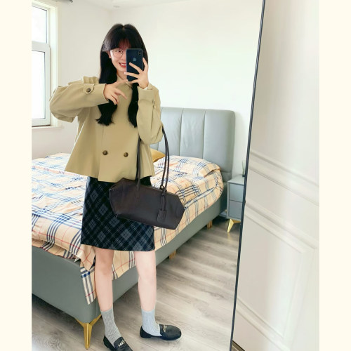 韩系简约卡其扣短风衣女小个子