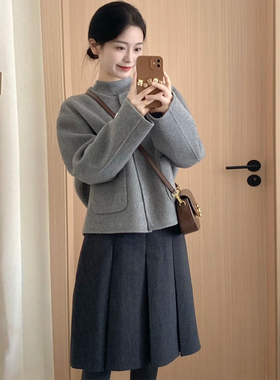 韩式简约灰色圆领毛呢外套女秋冬装新款小个子单排扣短款呢子大衣