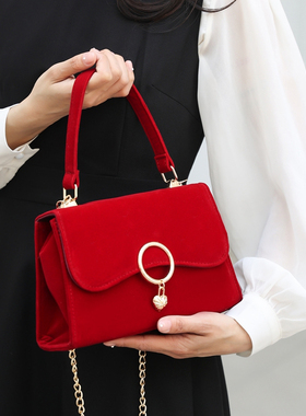 红色包包女结婚包2025新款婚包女新娘斜挎包小众高级感秀禾服婚包