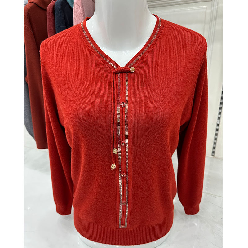 中老年妈妈洋气小衫春装2025新款上衣v领t恤针织衫女士薄款打底衫