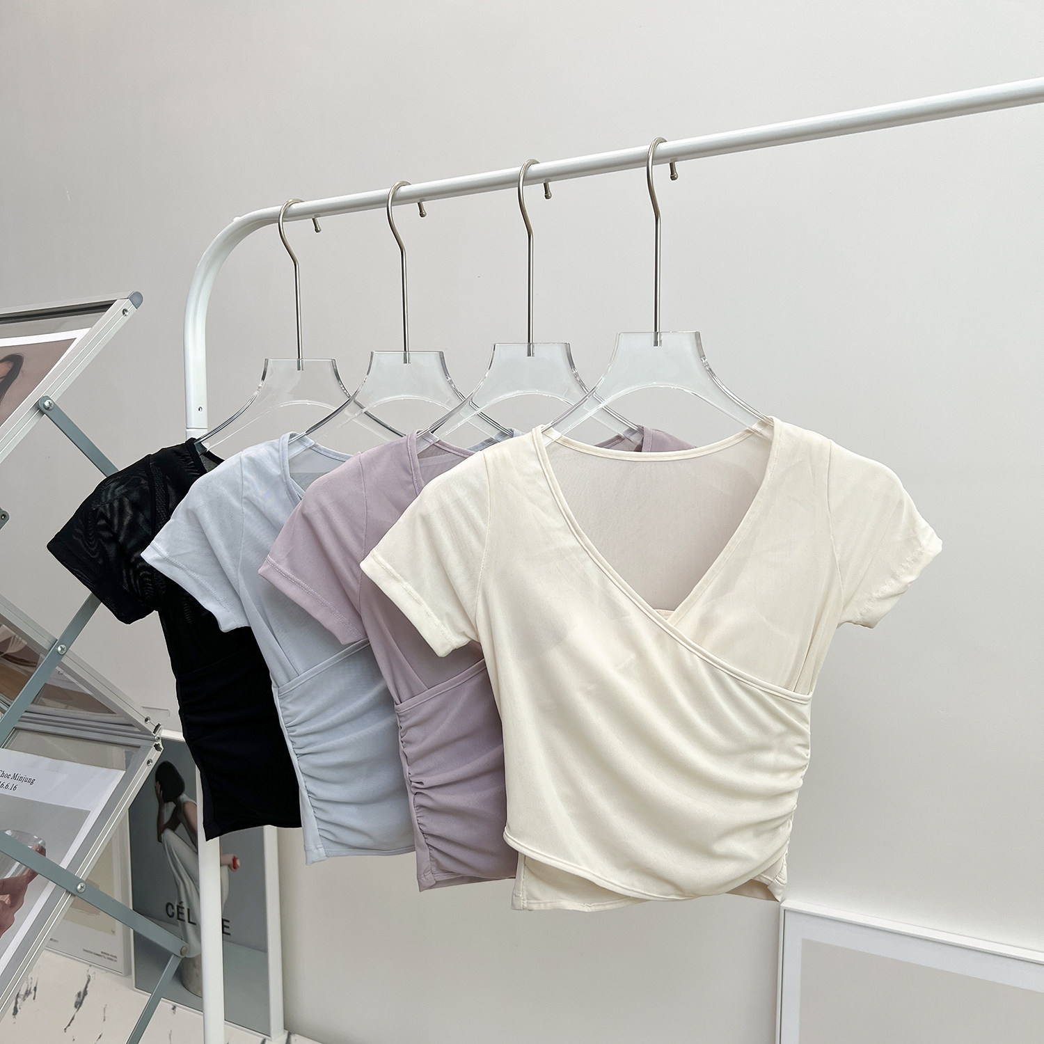 运动T恤女夏季2024新款褶皱收腰修身短款瑜伽上衣速干健身衣短袖