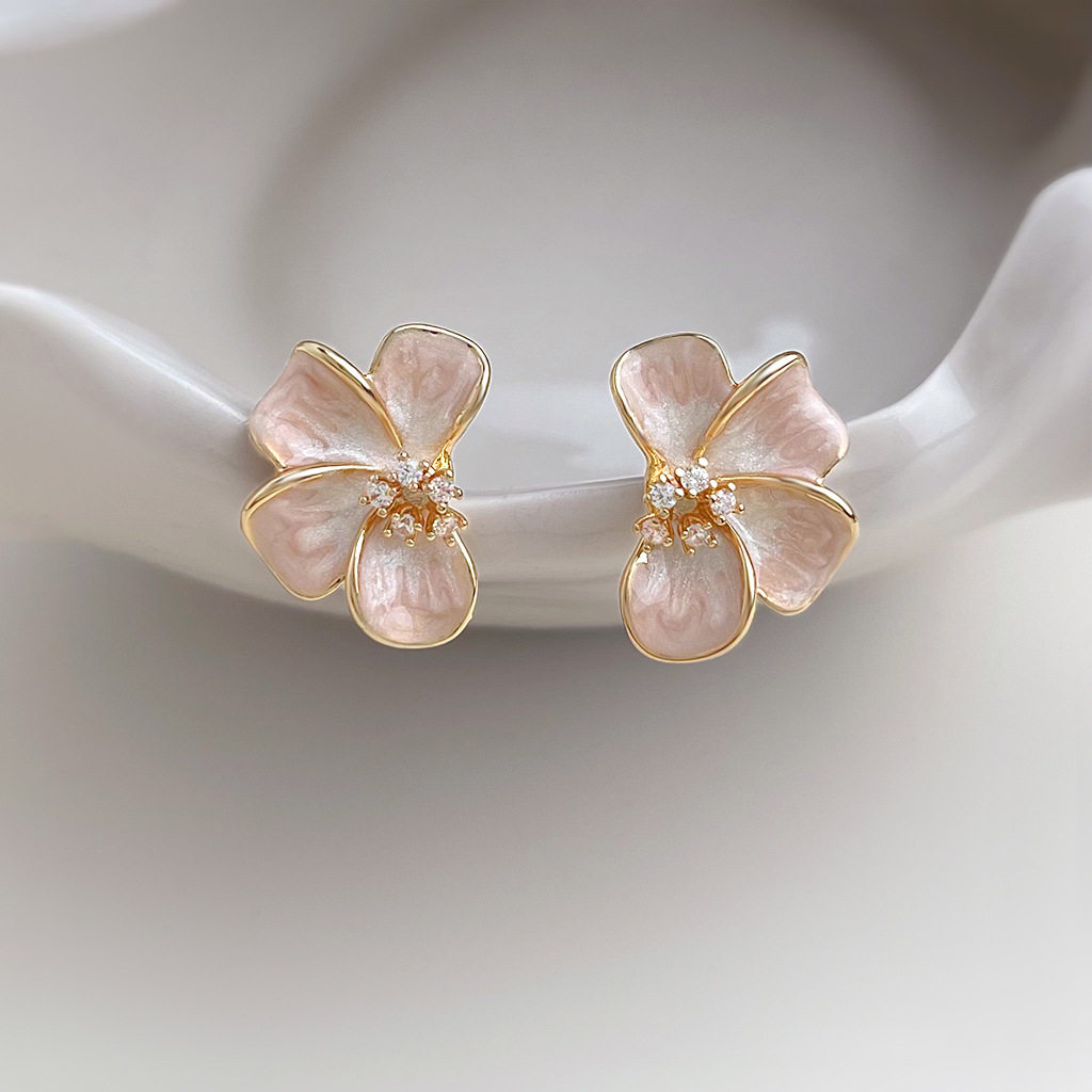 2025超好看独特漂亮精致订婚新娘耳饰设计感小众高级款银针耳钉女,饰品/流行首饰/时尚饰品新,耳钉,淘宝优惠券,粉丝福利购,淘宝优惠卷