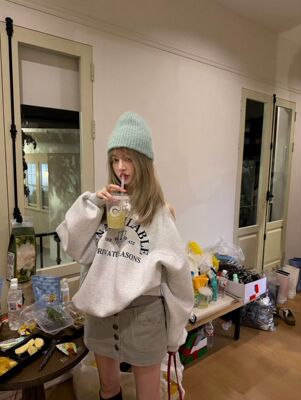 MIDO家 2026年春季新款韩版字母印花宽松百搭洋气露肩卫衣女潮