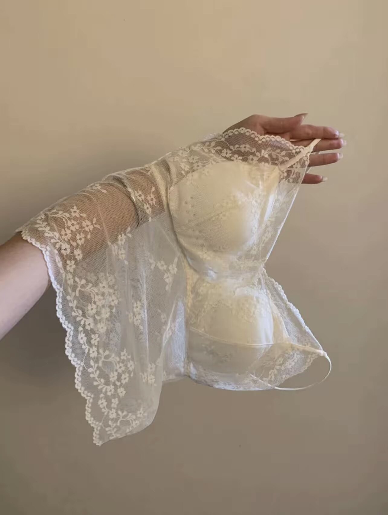 MIDO家 带胸垫蕾丝吊带背心女内搭外穿打底辣妹修身网纱美背上衣