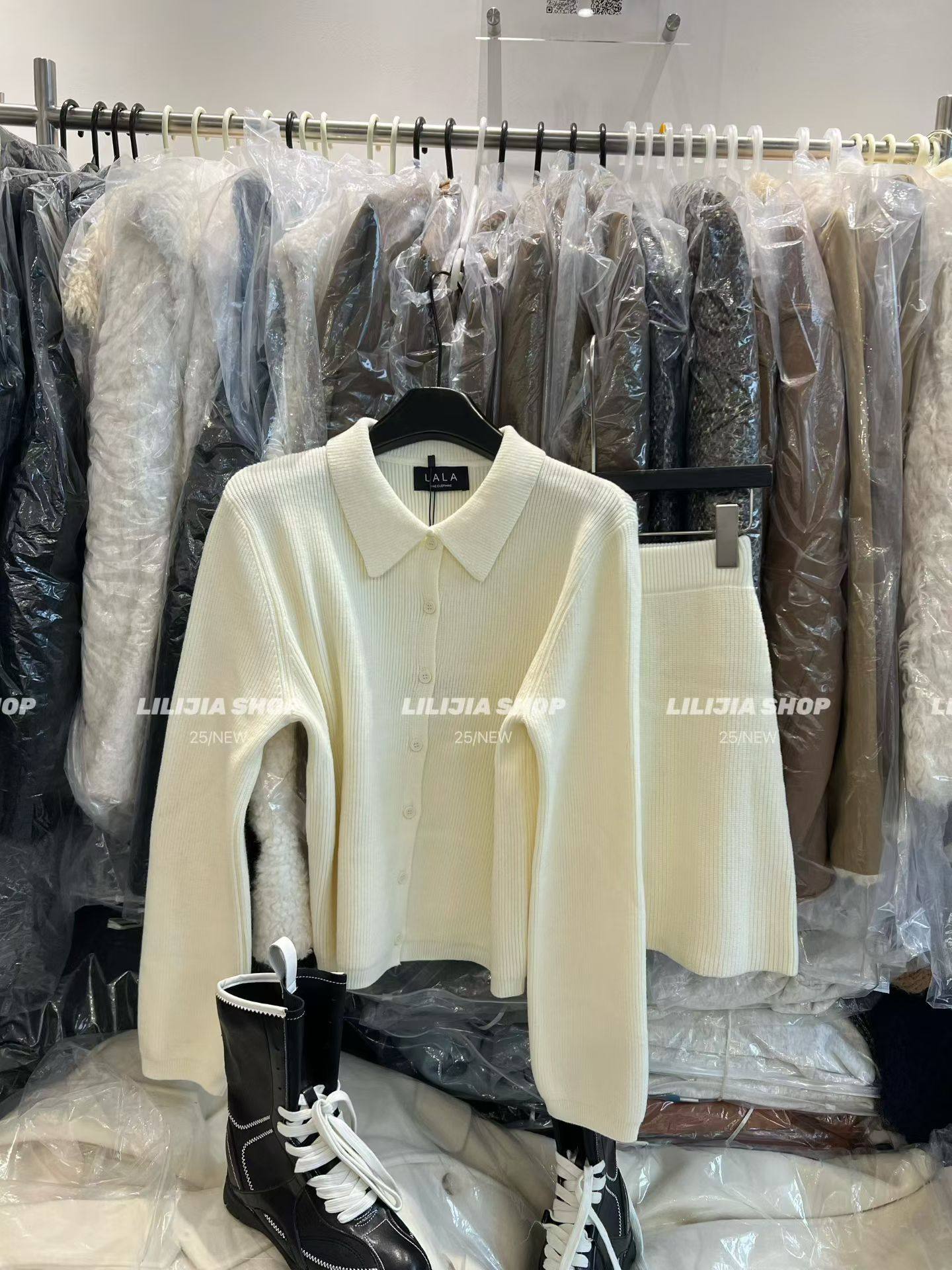 MIDO家 2025冬季新款简约POLO翻领针织衫温柔风气质针织短裙套装