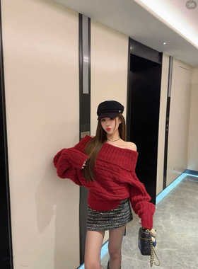 MIDO家 2025冬新款韩版宽松显瘦百搭一字肩红色麻花毛衣女慵懒风