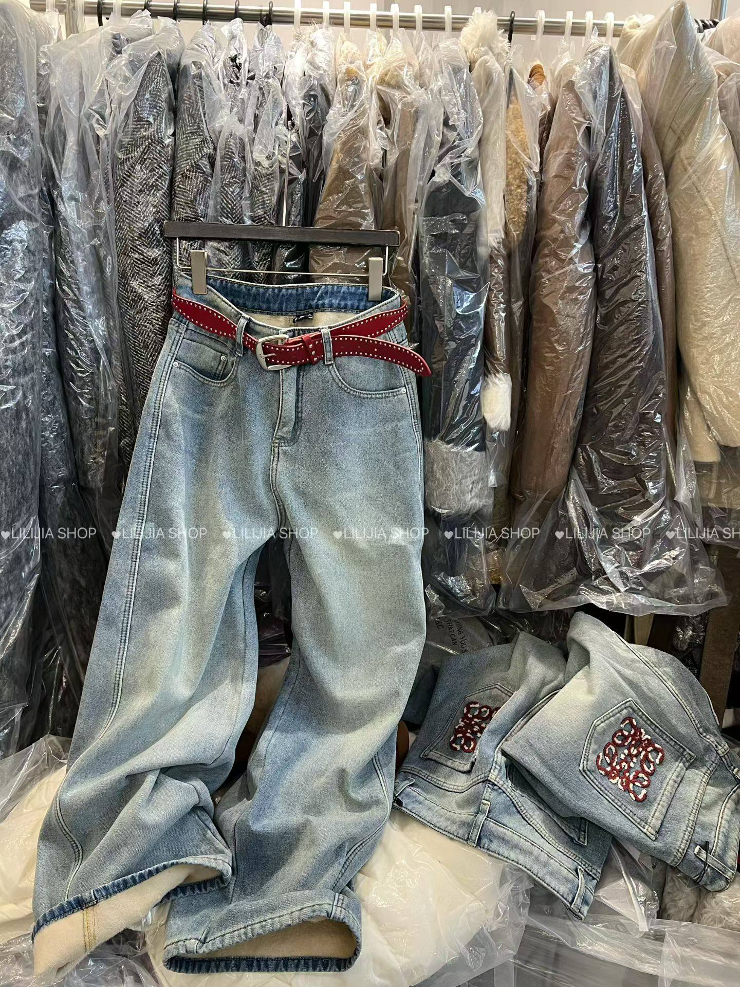 MIDO家 加绒阔腿牛仔裤女冬2025高腰显瘦浅色复古蓝色窄版直筒裤