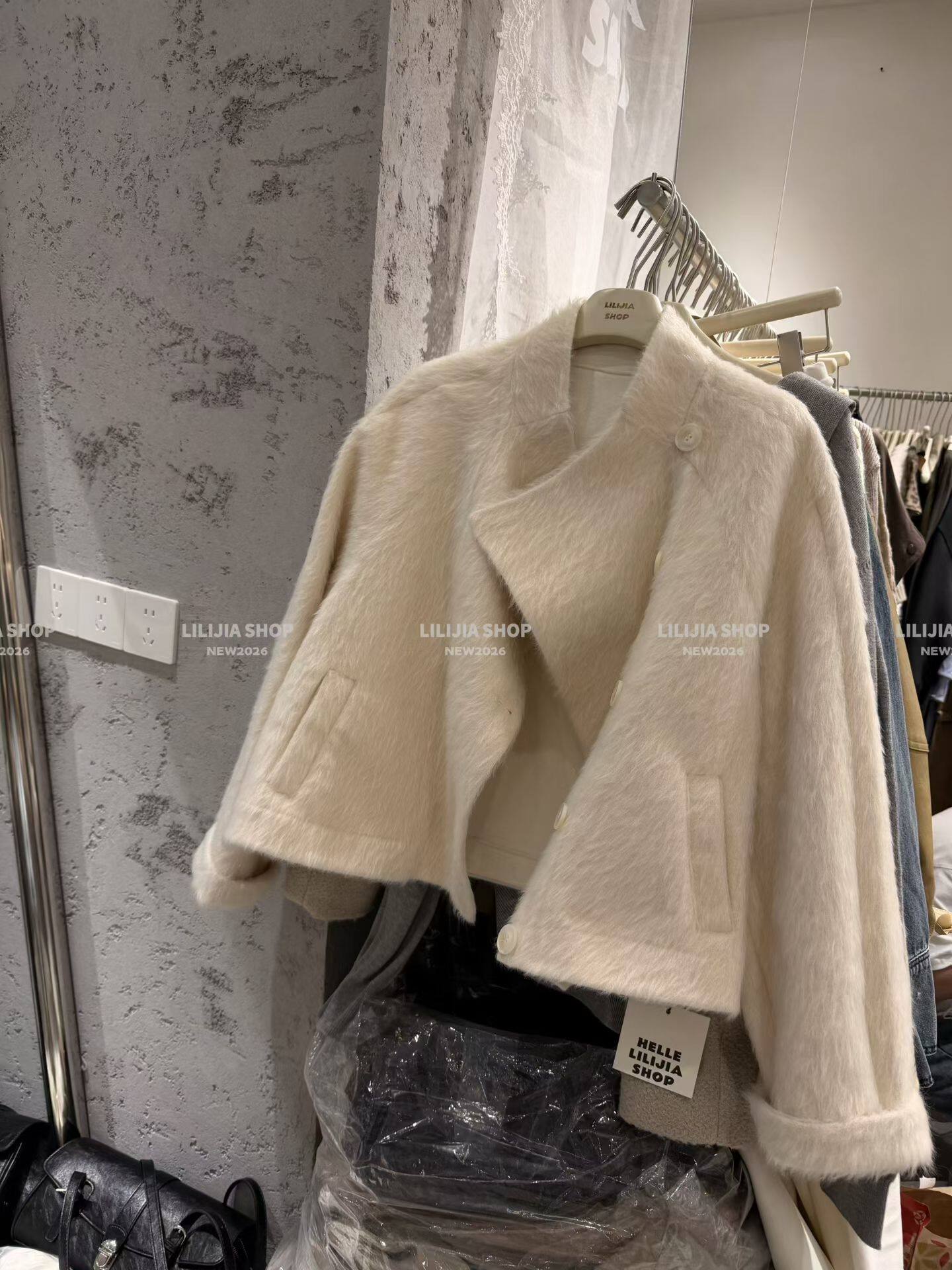 MIDO家 柔雾韩女老钱风卡其外套女秋冬雾面感拉毛短款毛呢大衣