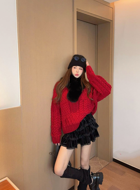 MIDO家 2025冬季新款慵懒风圣诞红色麻花毛衣高腰丝绒短裙两件套