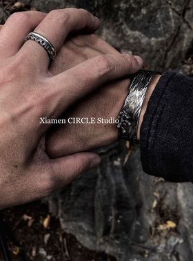 纯银暗黑不规则肌理宽版手镯