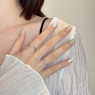 高级感冰透绿气质显白 纯手工穿戴甲2025短款 AuraNail 奶绿