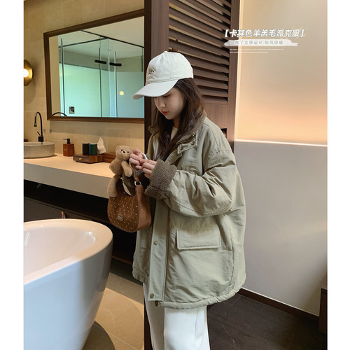 卡其毛绒拼接两用领加绒风衣外套
