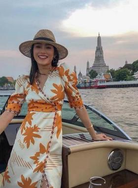 帽子女春夏新款法式平沿遮阳草帽沙滩度假防晒帽咸草镂空编织礼帽