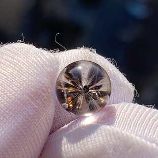 天然水晶包裹体针铁矿花吊坠圆珠DIY水晶配珠饰品可做戒指8mm