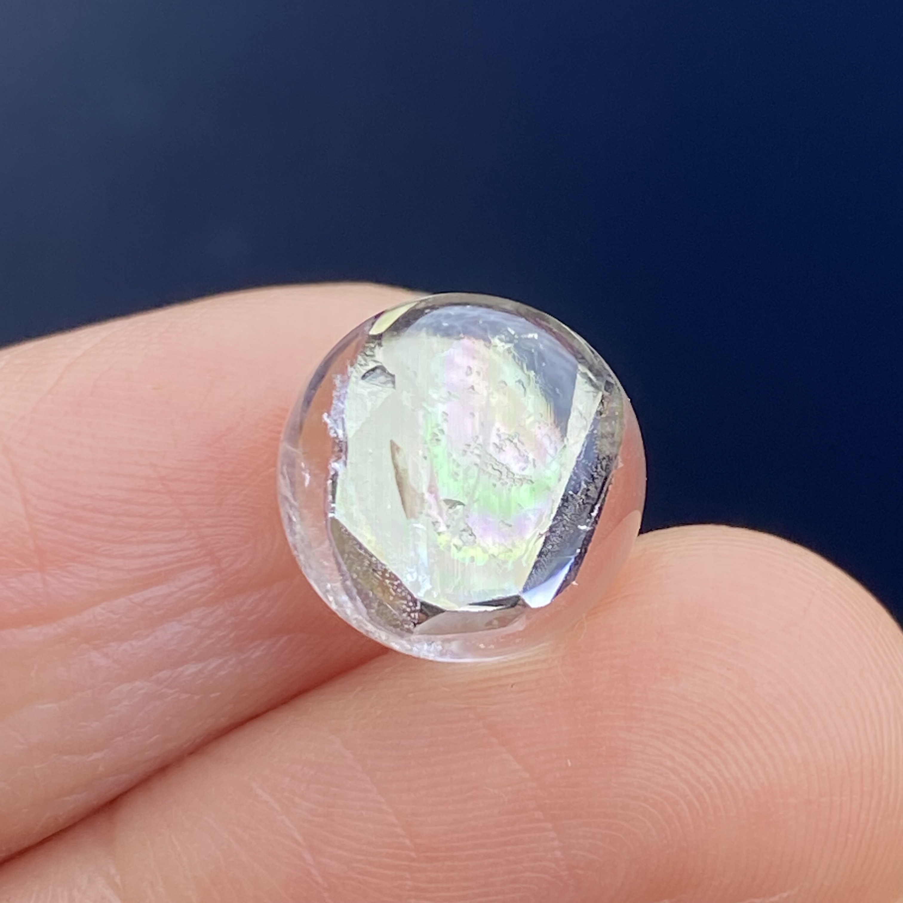 天然水晶包裹体七彩黄铜矿吊坠圆珠DIY铜矿单珠饰品项链10.5mm