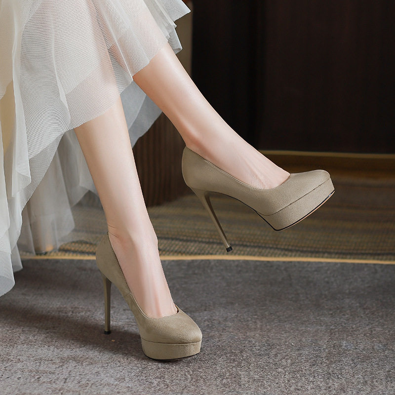欧美厚底尖头百搭单鞋女2025秋季新款防水台漆皮12cm细跟超高跟鞋