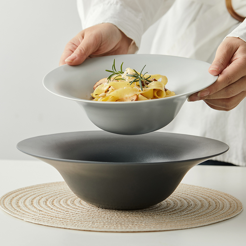 北欧风陶瓷牛排盘酒店早餐盘