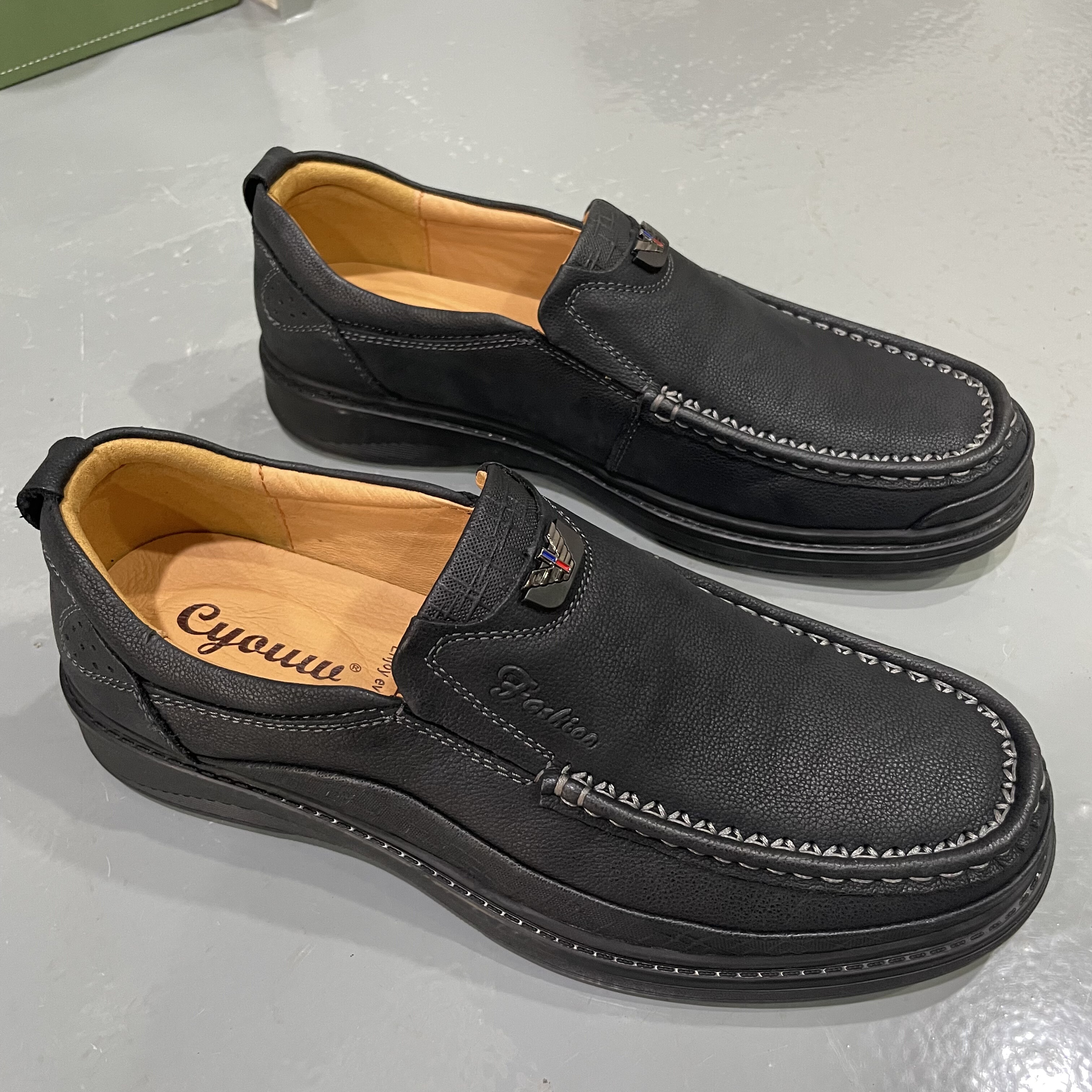 外贸新款 一脚蹬 橡胶厚底 缝线软底 里外全皮 休闲男款牛皮鞋