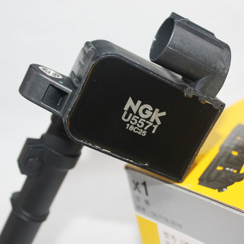NGK点火线圈高压包U5571适用GT50 S500 400 GLS奔驰混动2.5T 3.0T