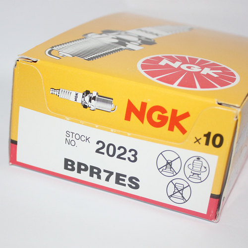 F7TCBP7ES火花塞NGK竞速之星