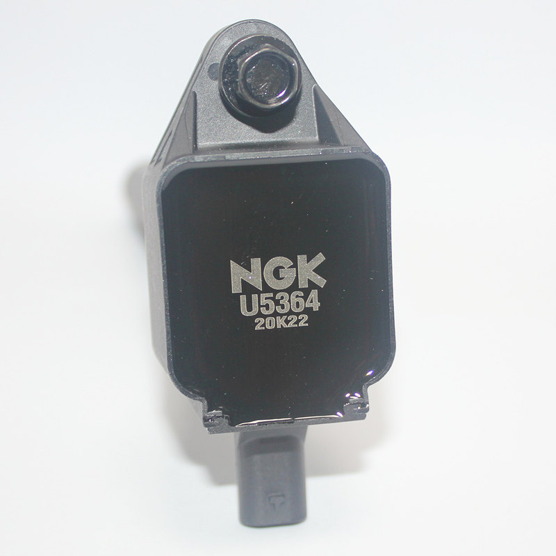 NGK点火线圈JEEP自由光指南者