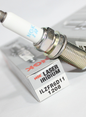 NGK铱铂金火花塞ILZFR6D11适用宝马X3 X5 525 530 N52 2.5L 3.0L