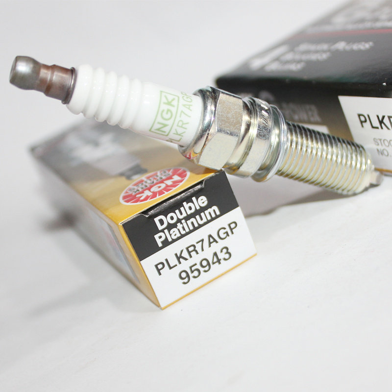 NGK铂金火花塞PLKR7AGP适用于观致瑞虎艾瑞泽锋驭维特拉骁途C180