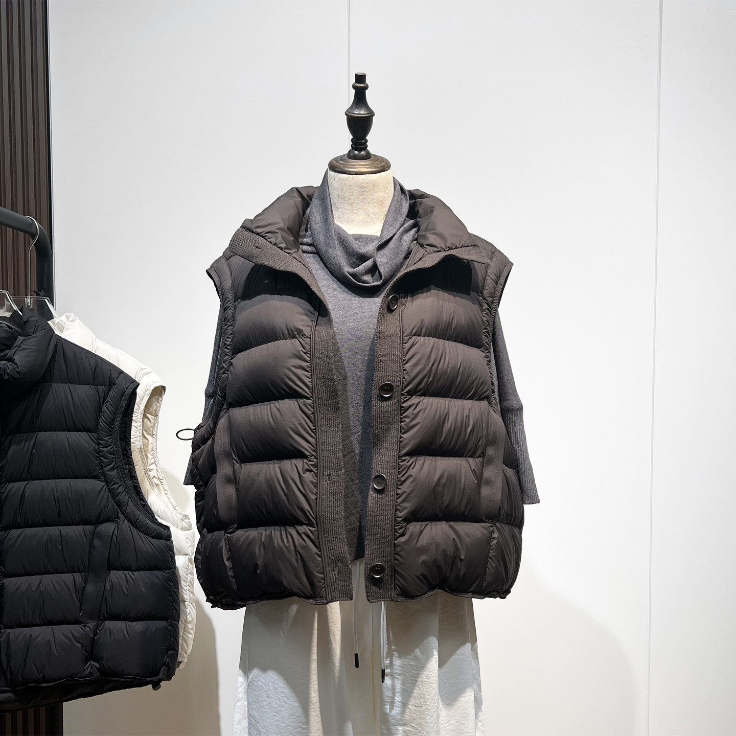 2026羽绒马甲女短款秋冬针织羽绒服