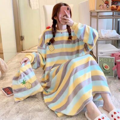 法兰绒孕妇大码宽松甜美秋冬