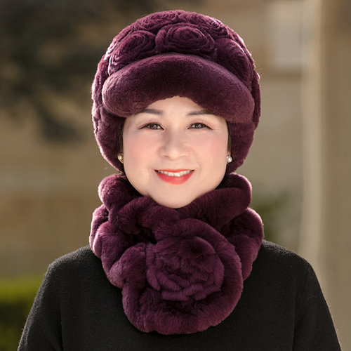 鸭舌帽出游优雅女士冬季